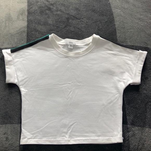 4 Ardene t-shirts - Picture 4 of 8